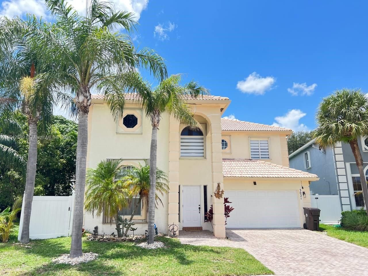 Real estate property located at 3021 El Camino Real, Palm Beach County, LAKES OF LAGUNA, West Palm Beach, FL