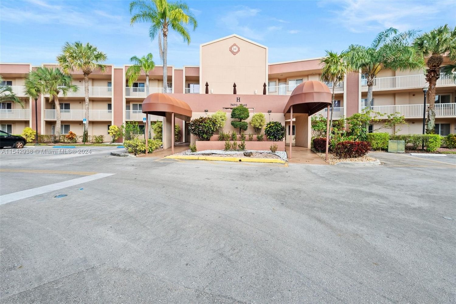 Real estate property located at 7488 Devon Dr #110, Broward County, DEVON CONDOMINIUM H, Tamarac, FL