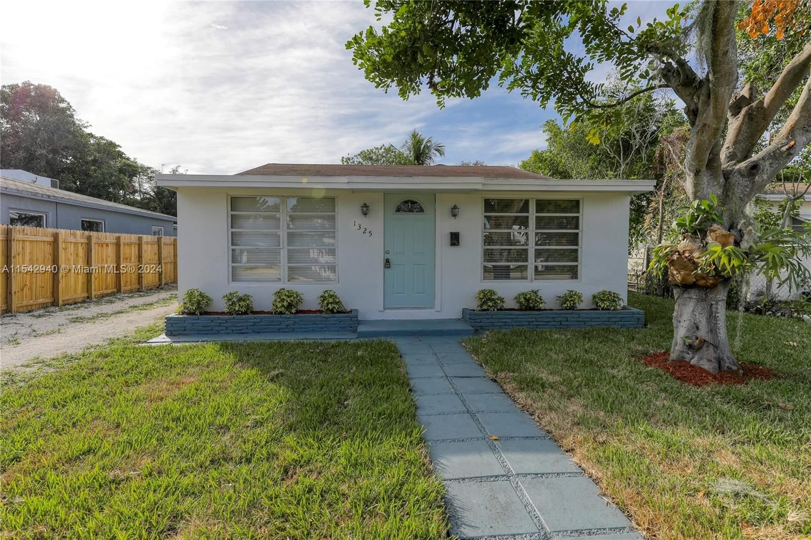Real estate property located at 1325 2nd Ave, Broward County, PROGRESSO, Fort Lauderdale, FL