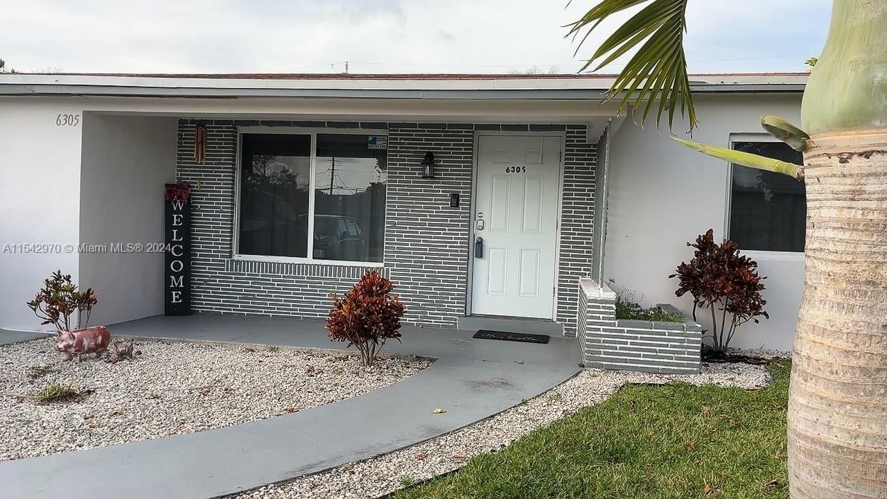 Real estate property located at 6305 Plunkett St, Broward County, BEVERLY PARK, Hollywood, FL