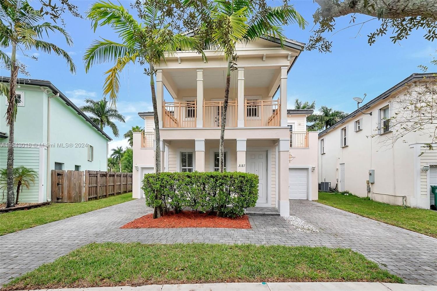 Real estate property located at 3187 2nd Dr, Miami-Dade County, CORSICA AT THE OASIS, Homestead, FL