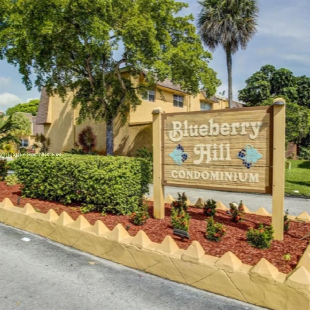 Real estate property located at 5742 Blueberry Ct #45, Broward County, BLUEBERRY HILL I CONDO, Lauderhill, FL