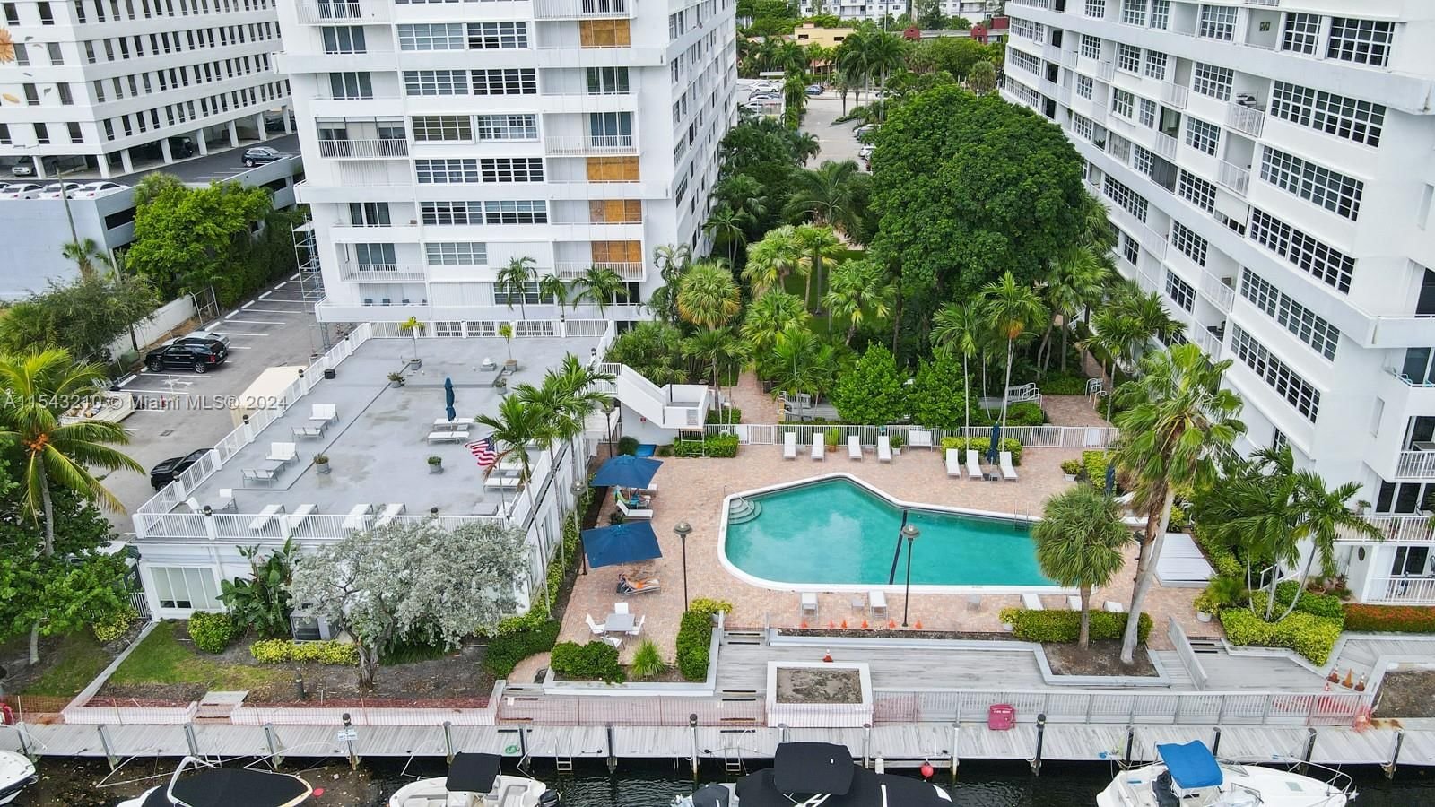 Real estate property located at 1160 Federal Hwy #219, Broward County, EAST POINT TOWERS CONDO, Fort Lauderdale, FL