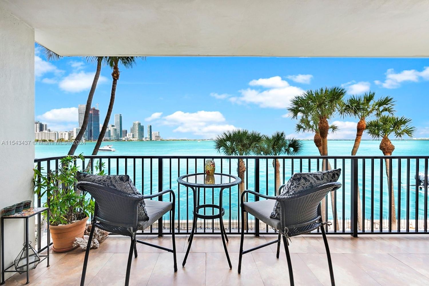 Real estate property located at 801 Venetian Dr #201, Miami-Dade County, VENETIAN ISLE CONDO, Miami, FL