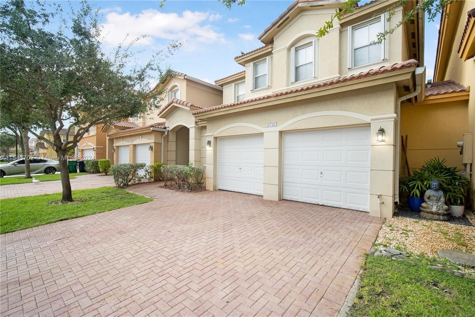 Real estate property located at 8730 110th Ave, Miami-Dade County, ISLANDS AT DORAL TOWNHOME, Doral, FL
