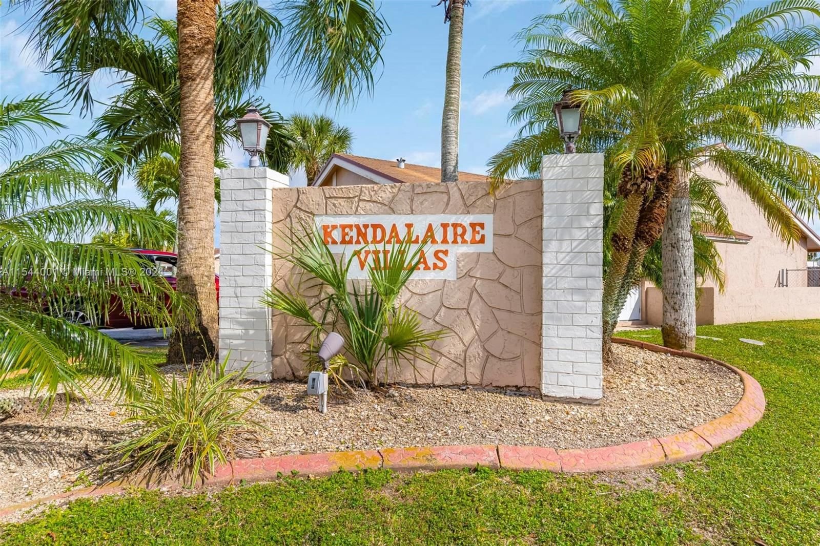 Real estate property located at 7730 156th Ct, Miami-Dade County, KENDALAIRE VILLAS CONDO, Miami, FL