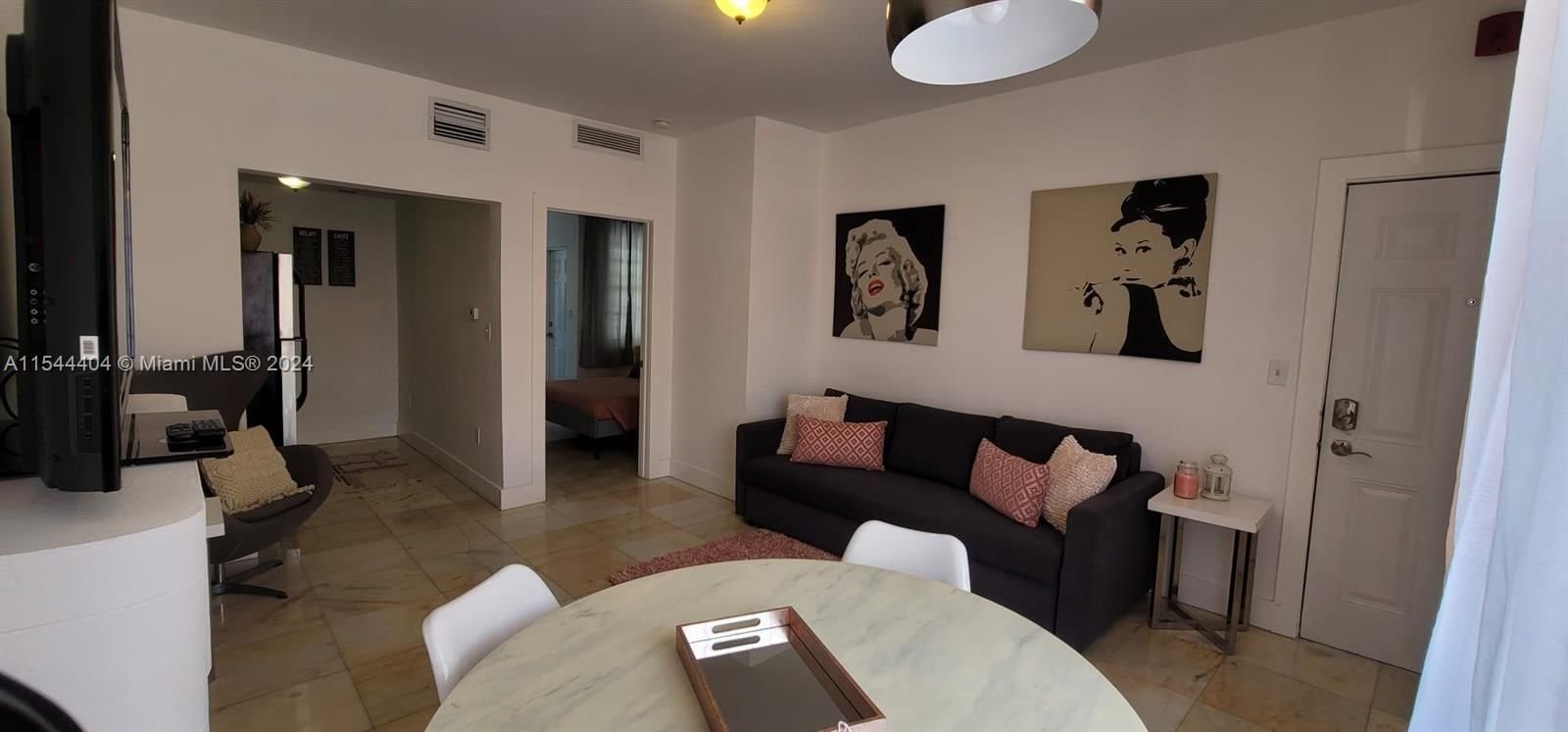 Real estate property located at 801 8th St #203, Miami-Dade County, FIRST ON 8TH CONDO, Miami Beach, FL