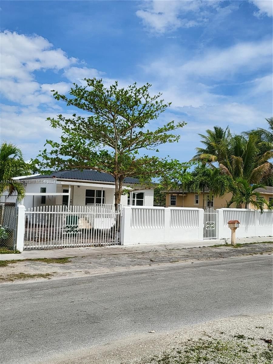 Real estate property located at 1169 114th St, Miami-Dade County, LAWNDALE 4TH ADDN, Miami, FL