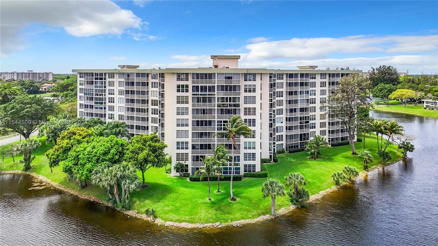 Real estate property located at 3051 Course Dr #209, Broward County, NO 40 PALM-AIRE COUNTRY C, Pompano Beach, FL