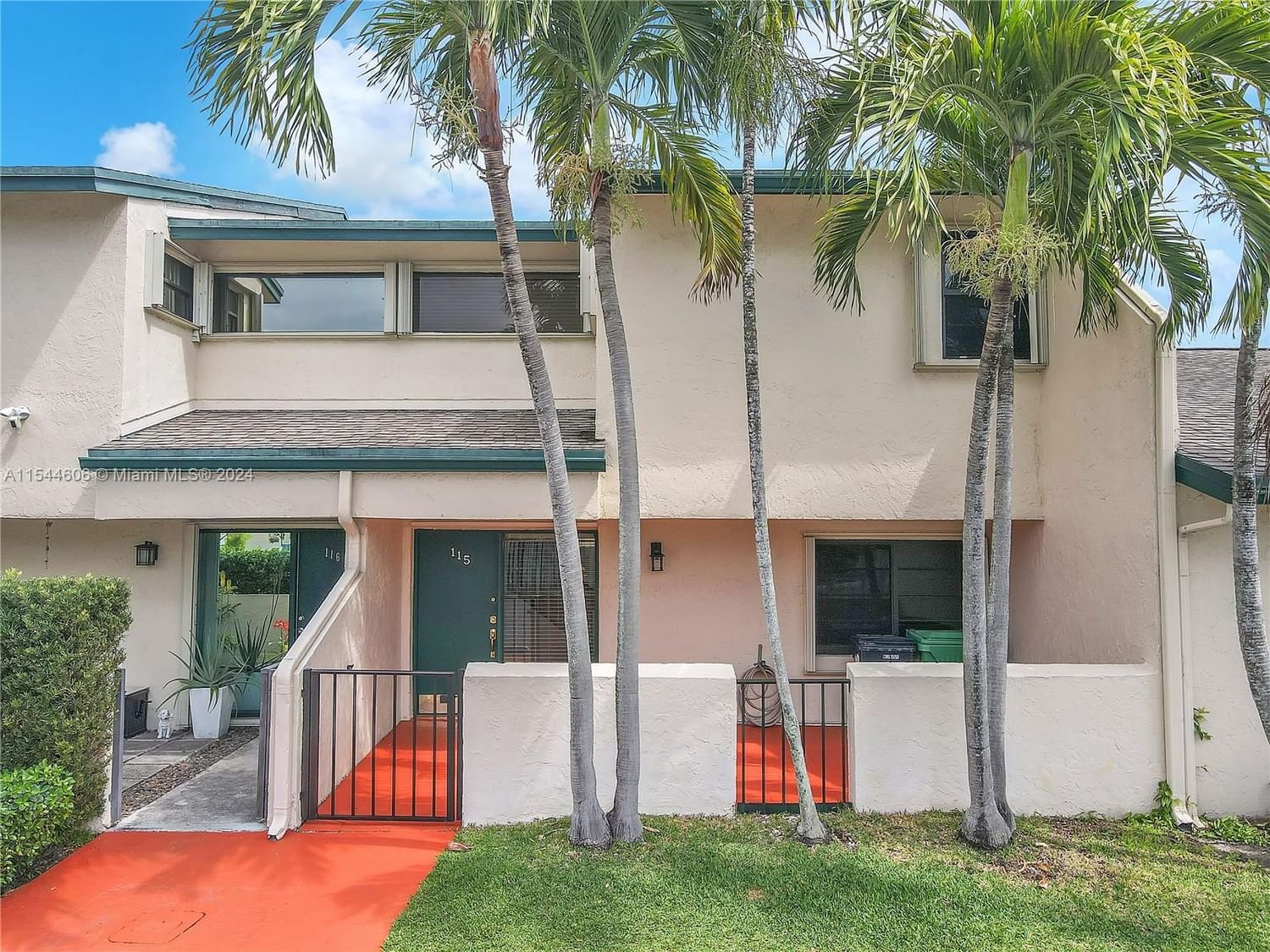 Real estate property located at 10804 72 St #115, Miami-Dade County, SUNSET CONDOR, Miami, FL