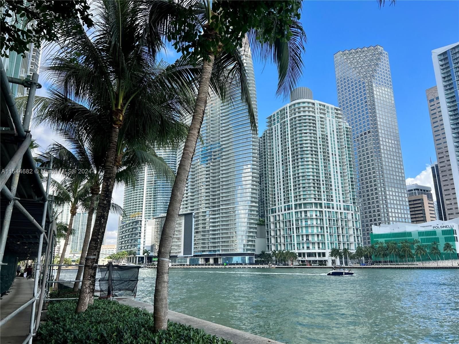 Real estate property located at 300 Biscayne Blvd PH-3803, Miami-Dade County, Metropolitan Miami, Miami, FL