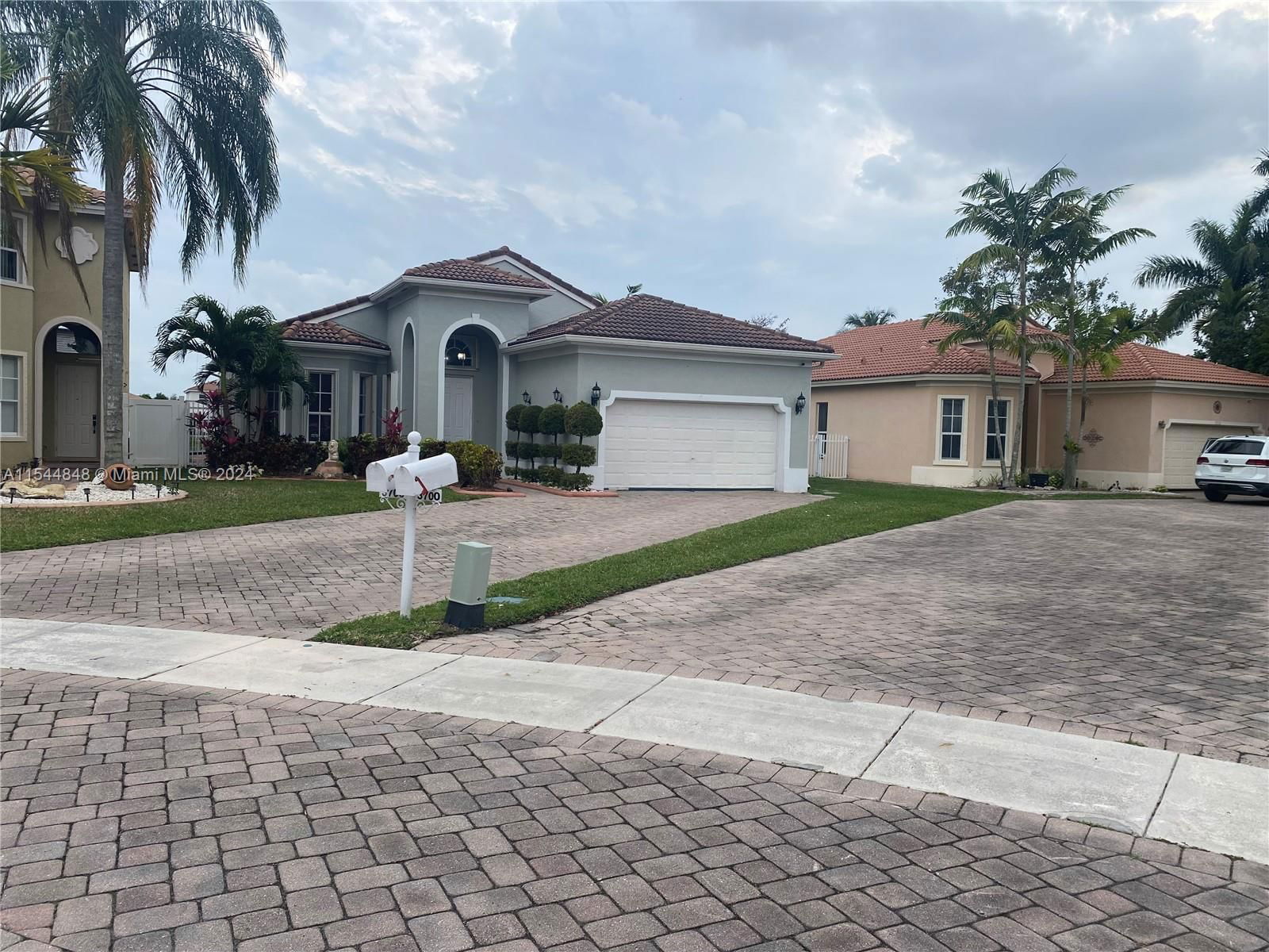 Real estate property located at 3706 15th St, Miami-Dade County, PORTOFINO LAKES, Homestead, FL