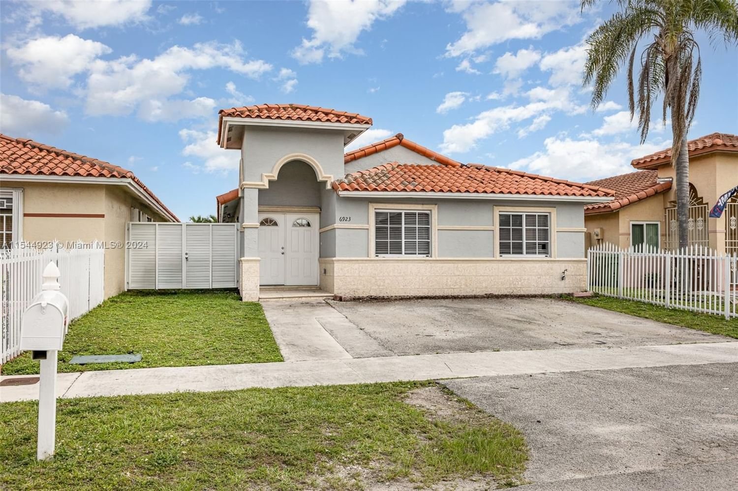Real estate property located at 6923 30th Ln, Miami-Dade County, EL PRADO COUNTRY CLUB 5TH, Hialeah, FL