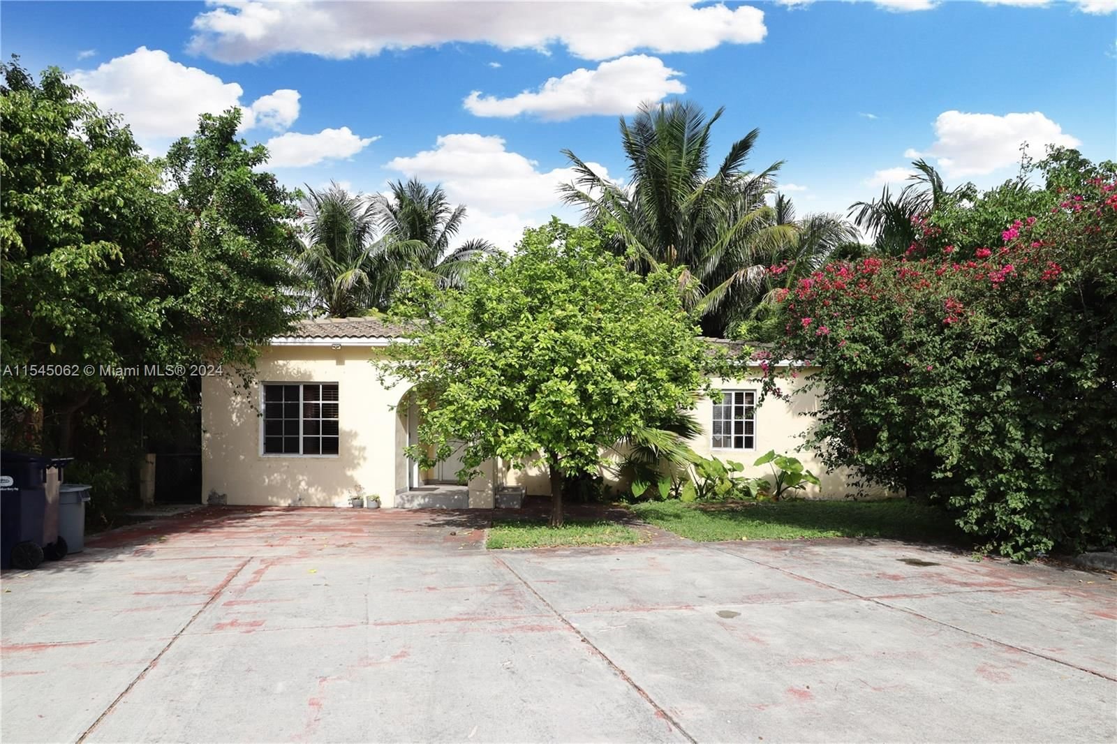 Real estate property located at 2131 Biarritz Dr, Miami-Dade County, ISLE OF NORMANDY MIAMI VI, Miami Beach, FL