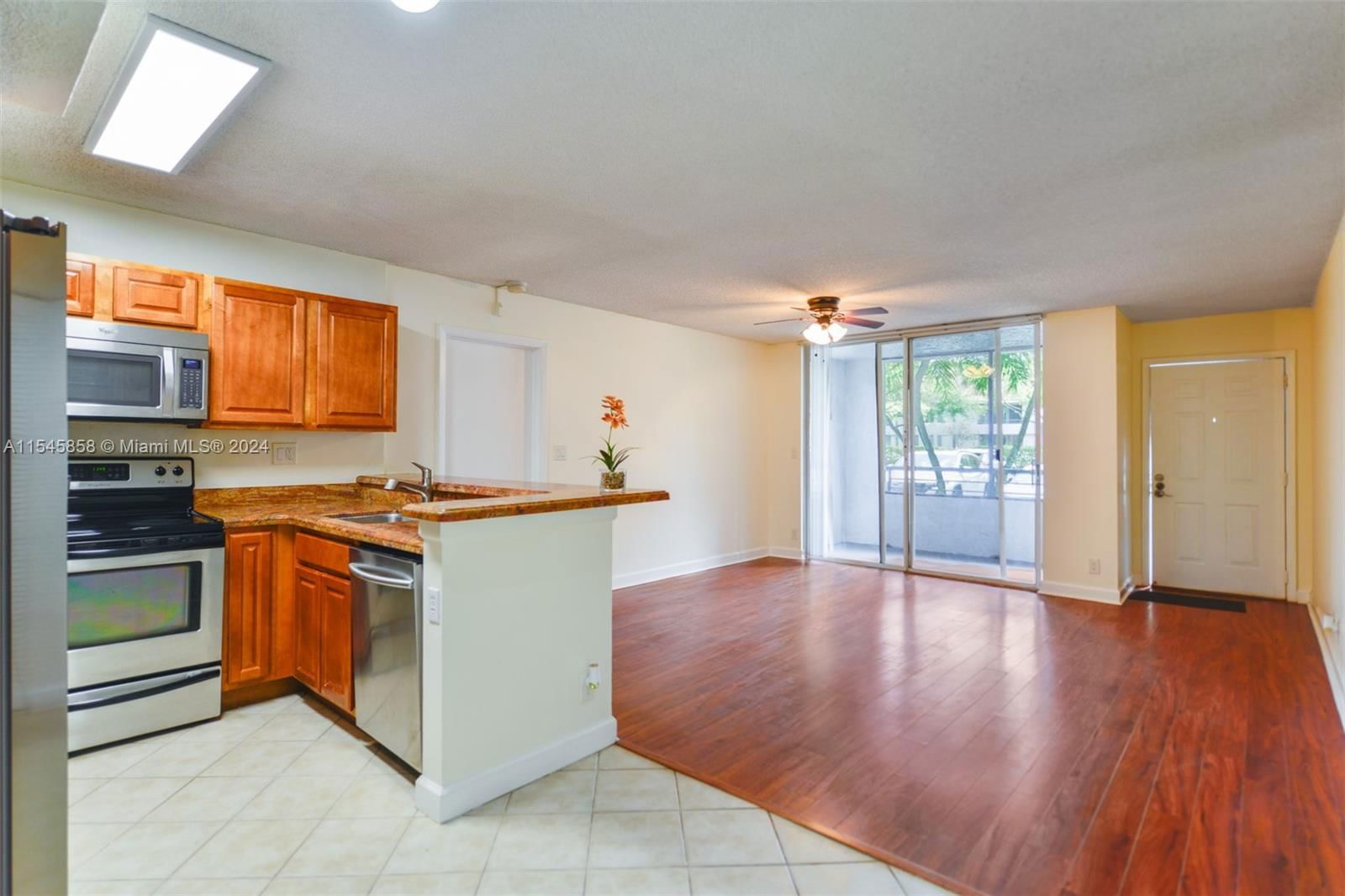 Real estate property located at 821 Lyons Rd #21103, Broward County, COCO PARC CONDO, Coconut Creek, FL