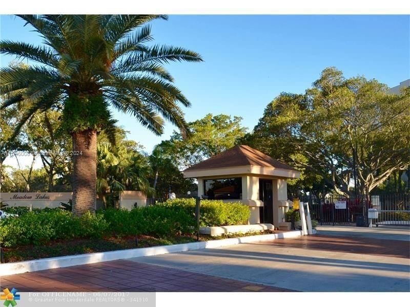 Real estate property located at 1256 Military Trl #913, Broward County, VILLAS AT MEADOW LAKES CO, Deerfield Beach, FL