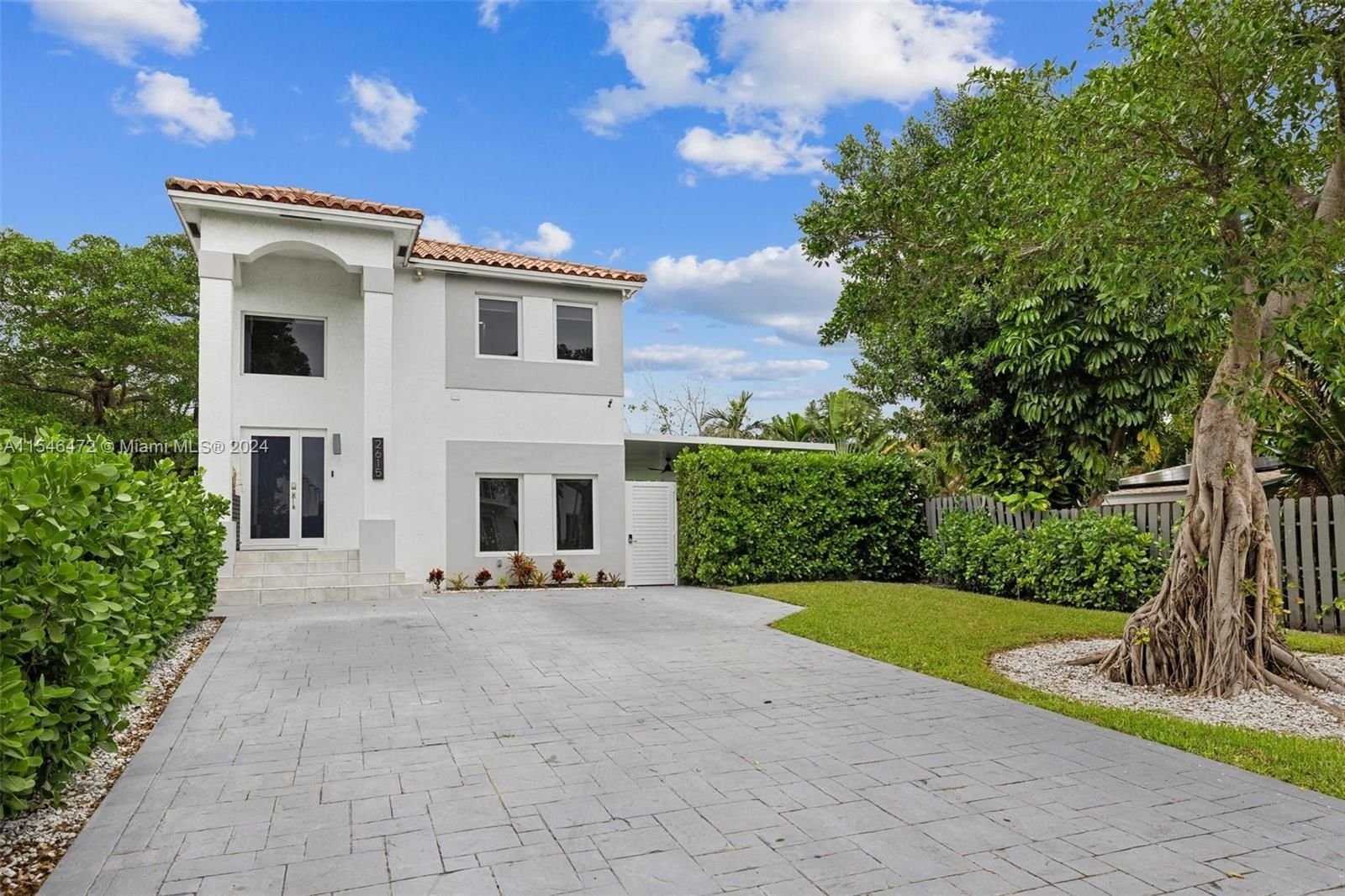 Real estate property located at 2615 213th St, Miami-Dade County, BILTMORE PK, Miami, FL