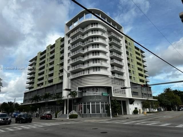 Real estate property located at 219 12th Ave #705, Miami-Dade County, SAN LORENZO CONDO, Miami, FL
