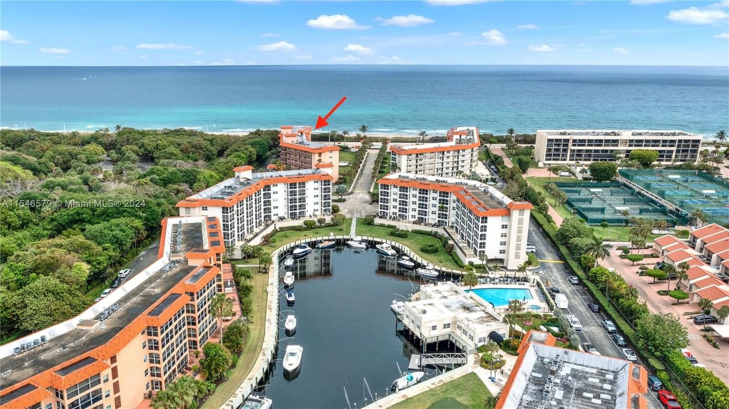 Real estate property located at 2871 Ocean Boulevard C411, Palm Beach County, SAN REMO CONDO, Boca Raton, FL
