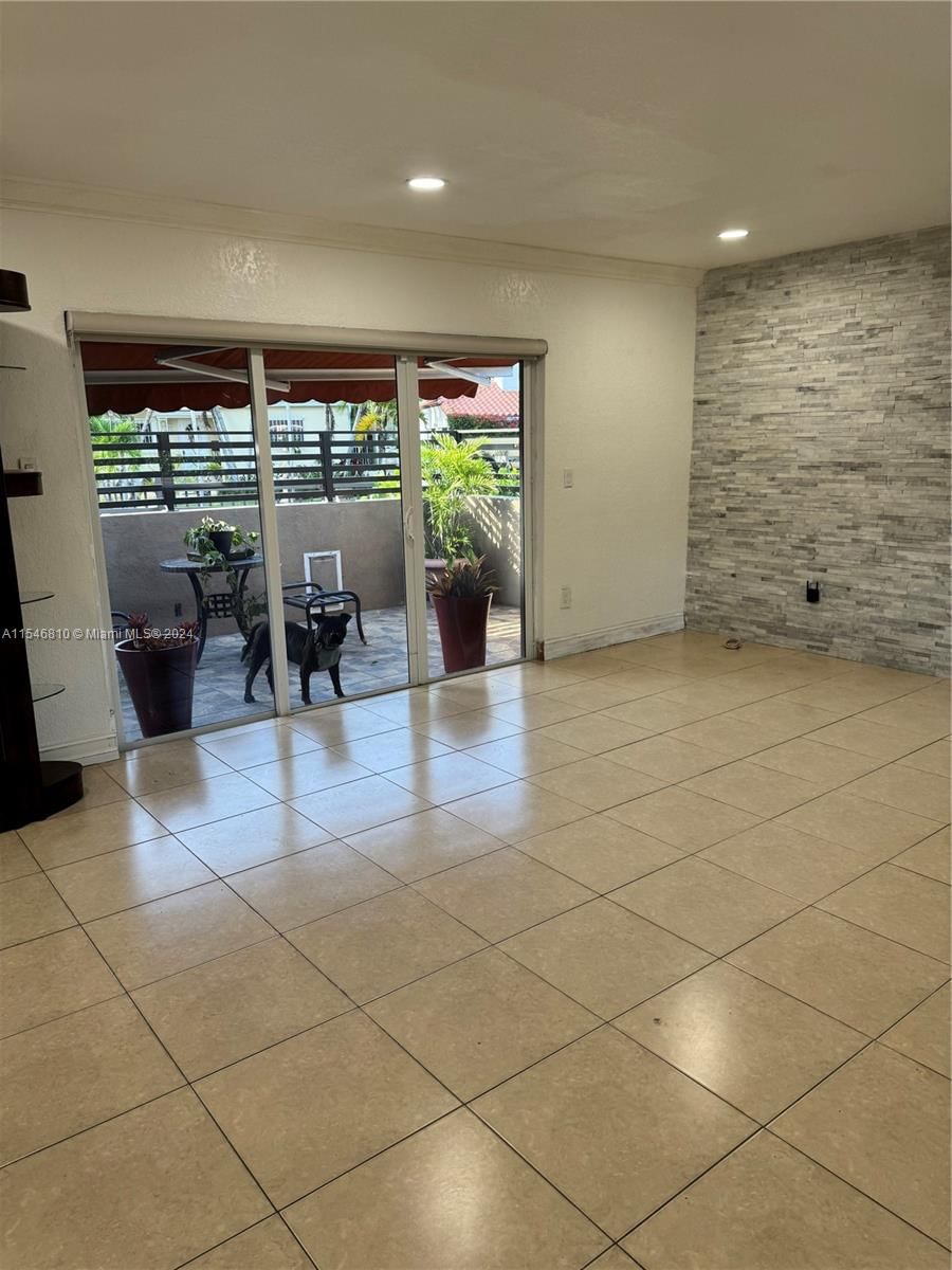 Real estate property located at 206 Ponce De Leon Blvd, Miami-dade, Coral Gables Flagler St S, Coral Gables, FL