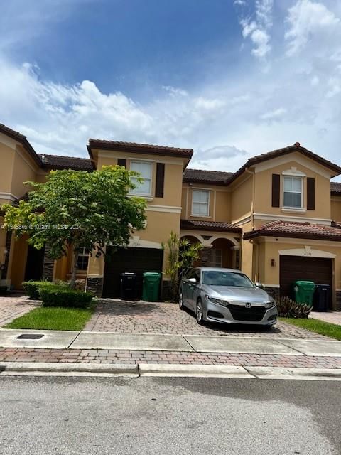 Real estate property located at 11377 87th Ln #11377, Miami-Dade County, ISLANDS AT DORAL NORTHWES, Doral, FL