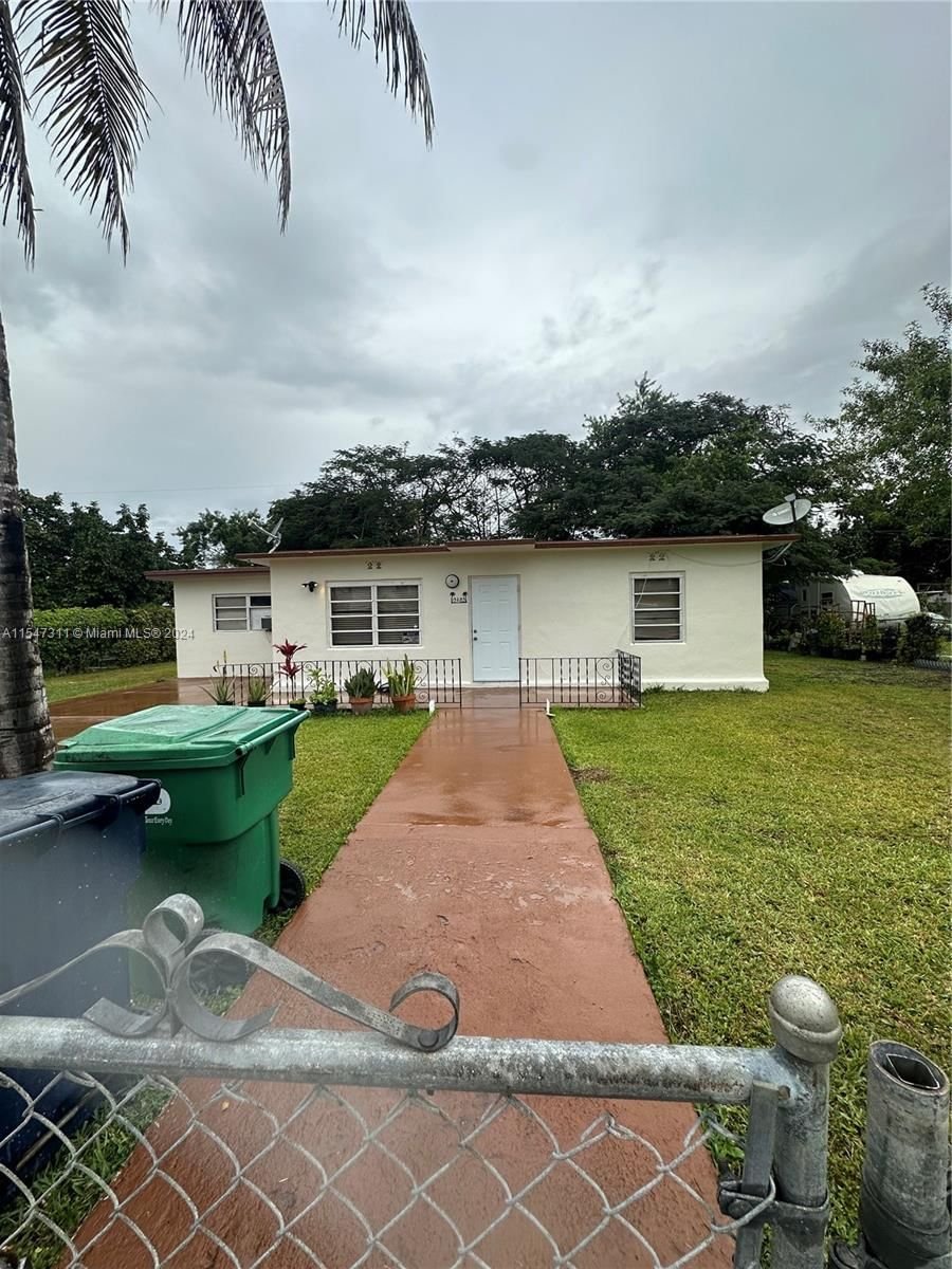 Real estate property located at 15285 Garfield Dr, Miami-Dade County, LEISURE CITY SEC 1, Homestead, FL
