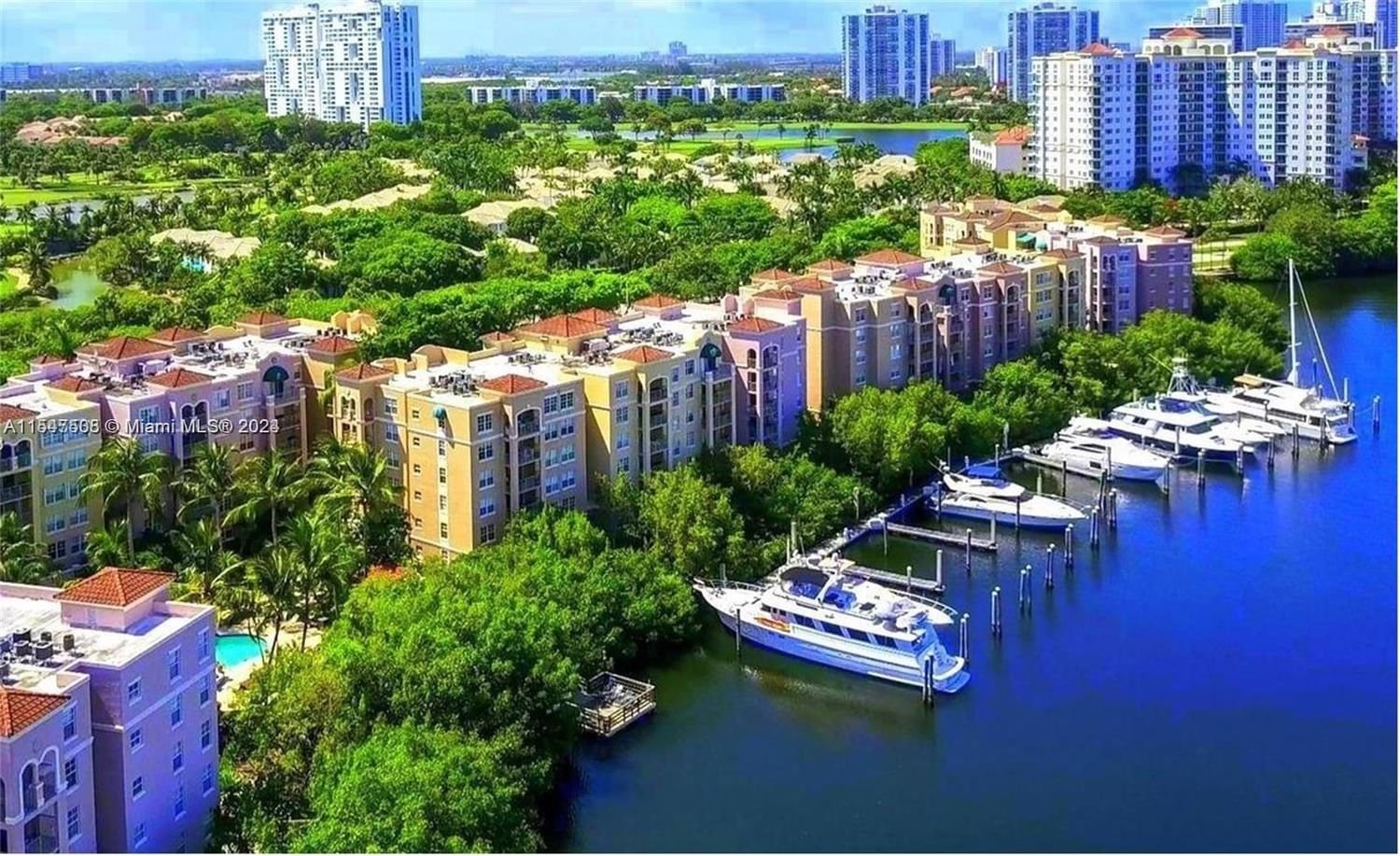 Real estate property located at 19801 Country Club Dr #4202, Miami-Dade County, THE YACHT CLUB AT AVENTUR, Aventura, FL