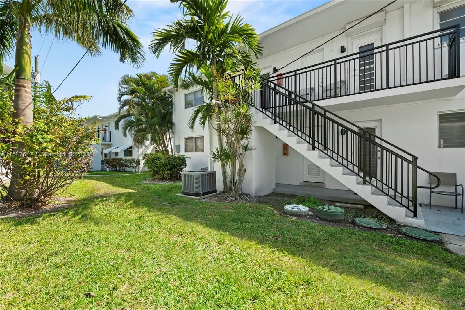 Real estate property located at 1035 15th St #10B, Broward County, CLIFF LAKE VILLAS CO-OP, Fort Lauderdale, FL