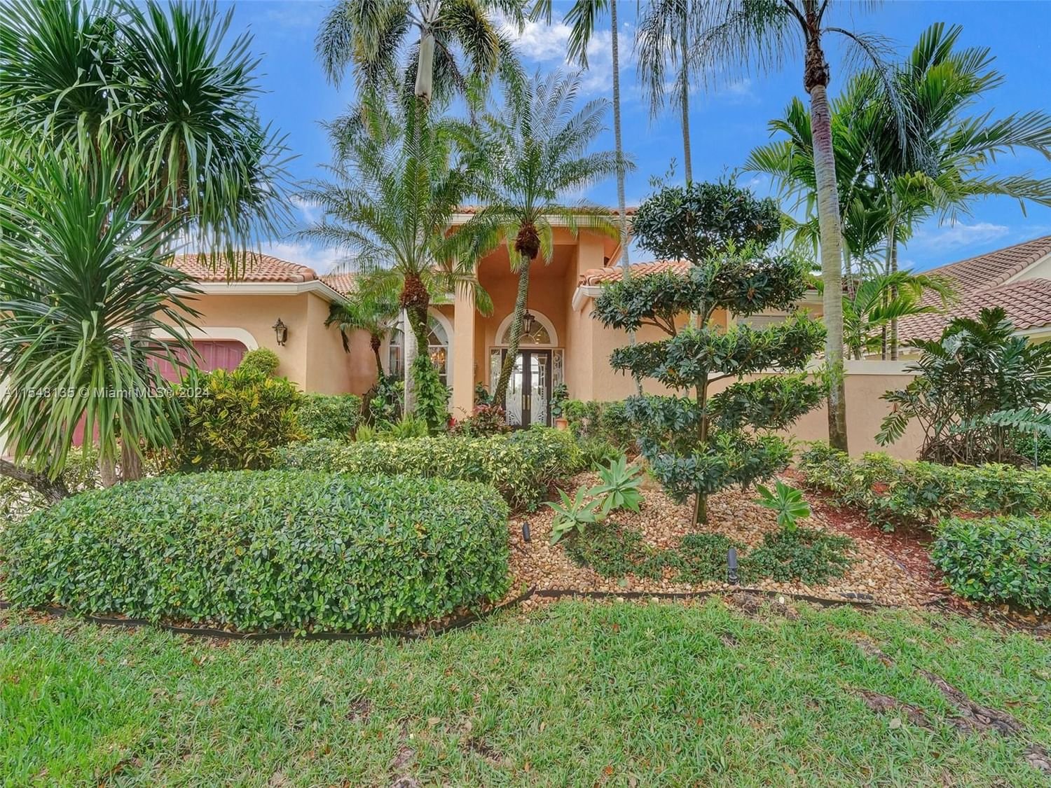 Real estate property located at 2660 Nelson Ct, Broward County, Grand Oak, Weston, FL
