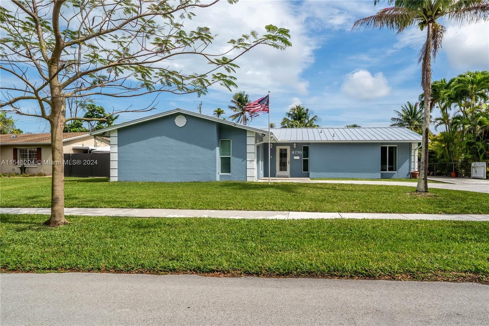Real estate property located at 9770 Bel Aire Dr, Miami-Dade County, BEL AIRE SEC 3, Cutler Bay, FL