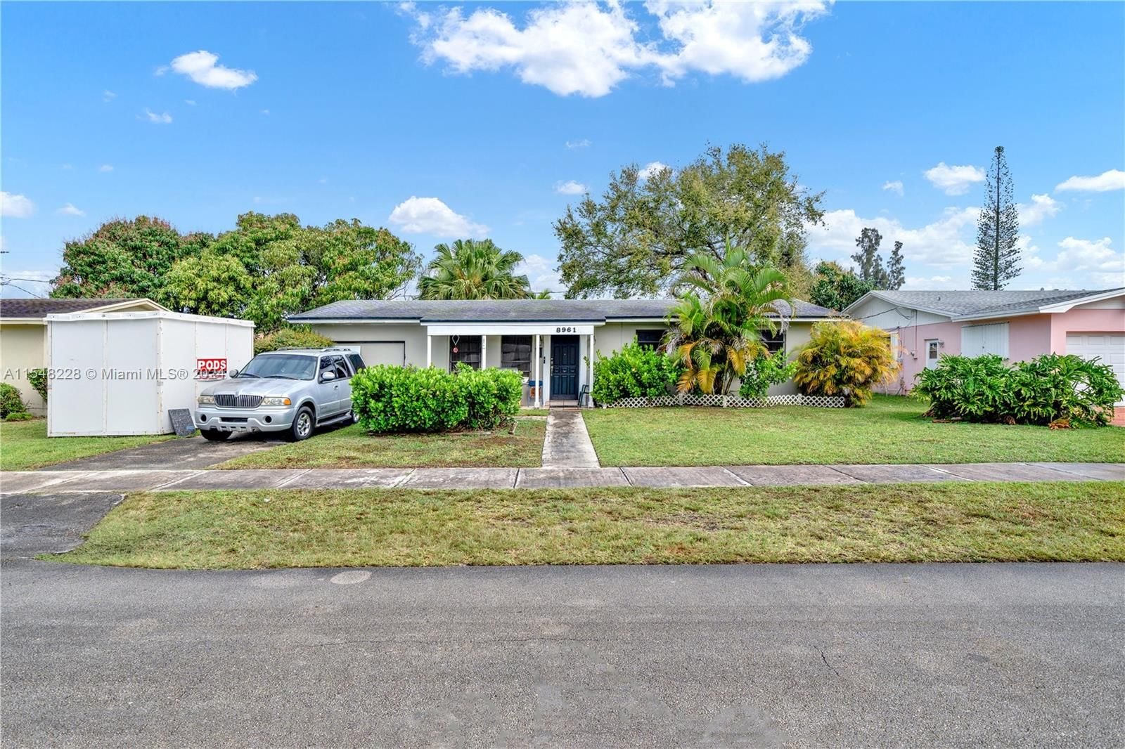 Real estate property located at 8961 127th Ter, Miami-Dade County, JENNINGS PARK, Miami, FL