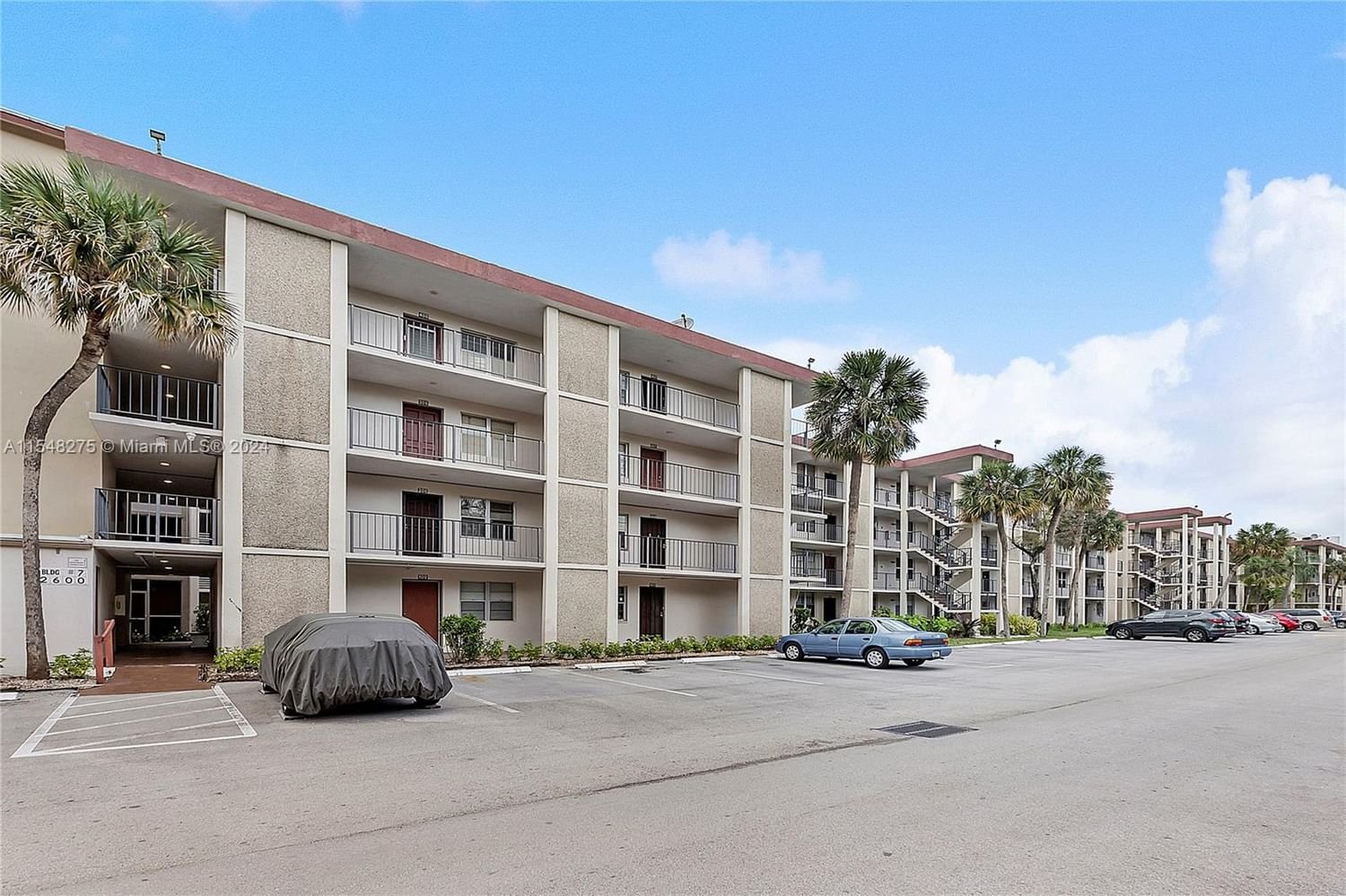 Real estate property located at 2600 49th Ave #402, Broward County, CYPRESS CHASE CONDO NO 7, Lauderdale Lakes, FL