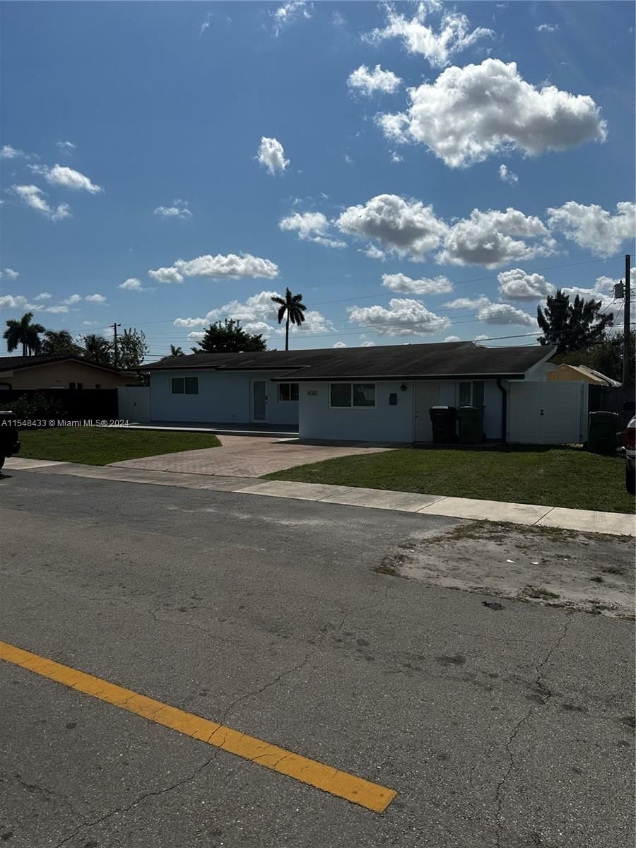 Real estate property located at 630 50th Pl, Miami-Dade County, PALM SPRINGS SUB SEC 3 5T, Hialeah, FL