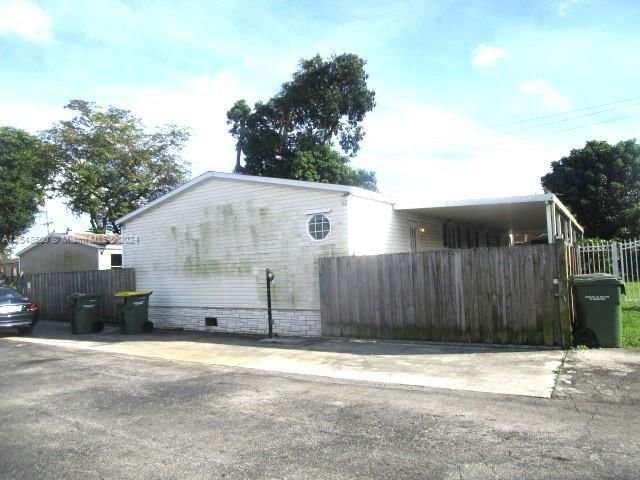 Real estate property located at 220 12th Ave #211, Miami-Dade County, COCOWALK ESTATES, Homestead, FL