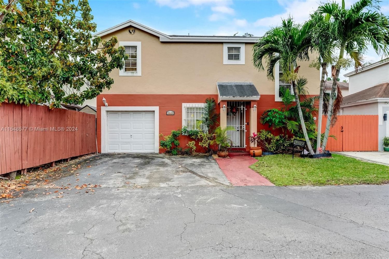 Real estate property located at 9128 148th Ct, Miami-Dade County, PANACHE SEC 3, Miami, FL