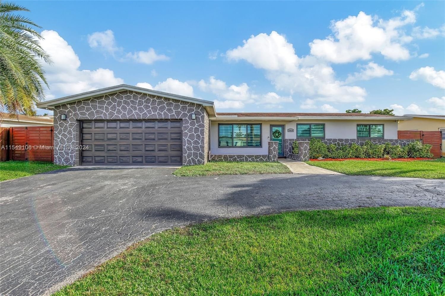 Real estate property located at 10630 20th St, Broward County, PEMBROKE LAKES SEC 1, Pembroke Pines, FL