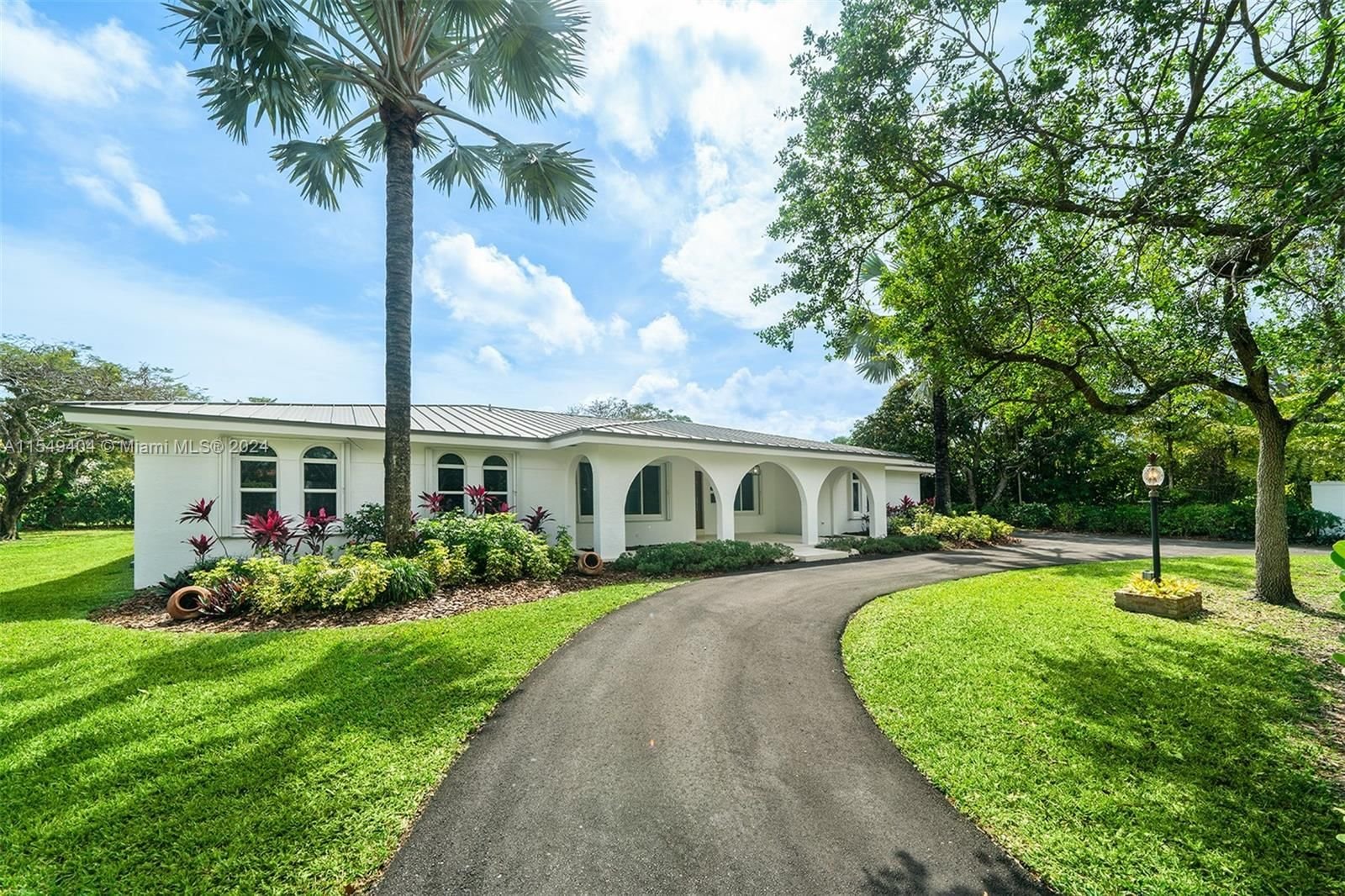 Real estate property located at 7520 112th St, Miami-Dade County, OLD ORCHARD ESTATES, Pinecrest, FL