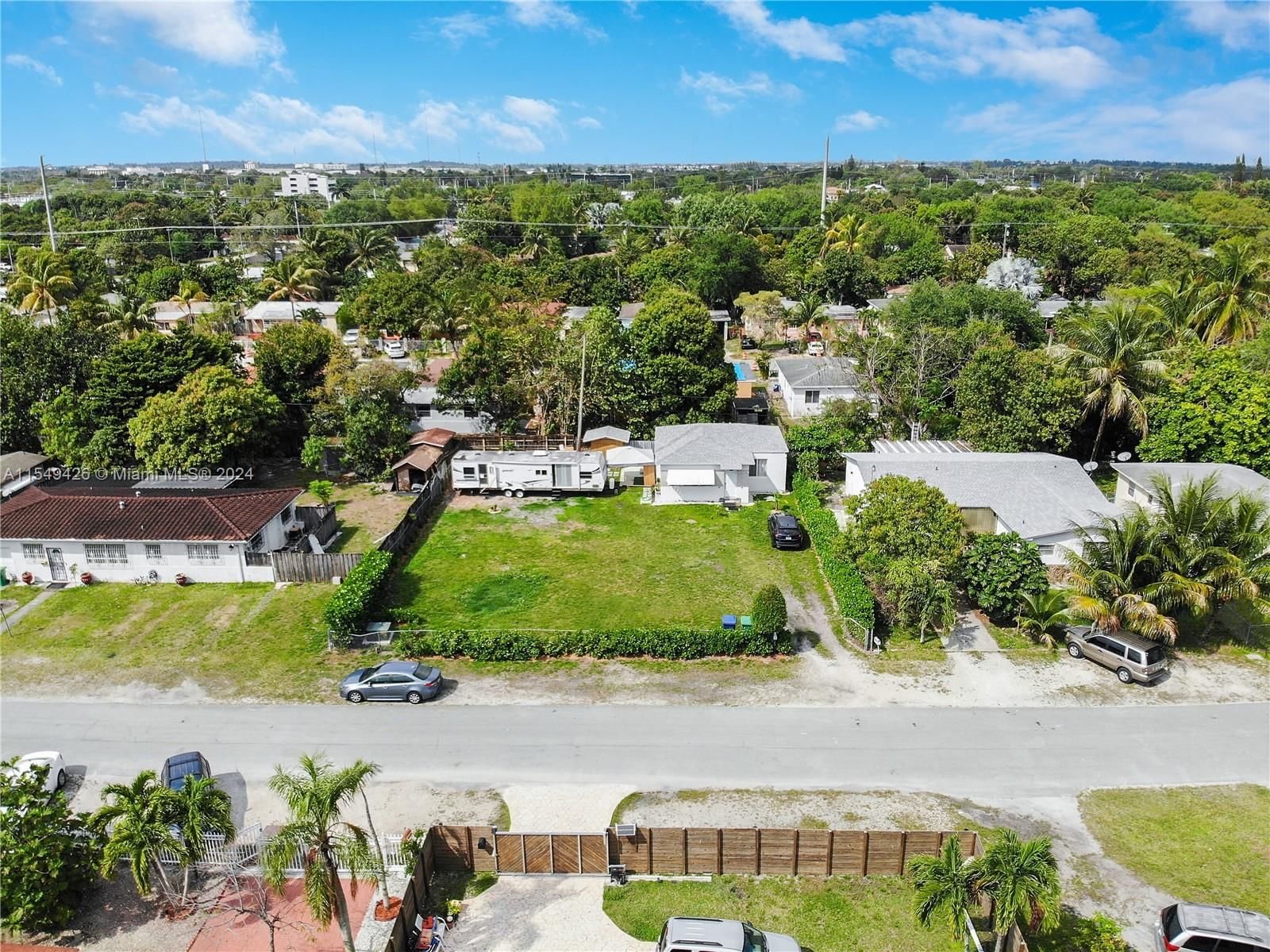 Real estate property located at 255 161st St, Miami-Dade County, FULFORD HIGHLANDS SECOND, Miami, FL
