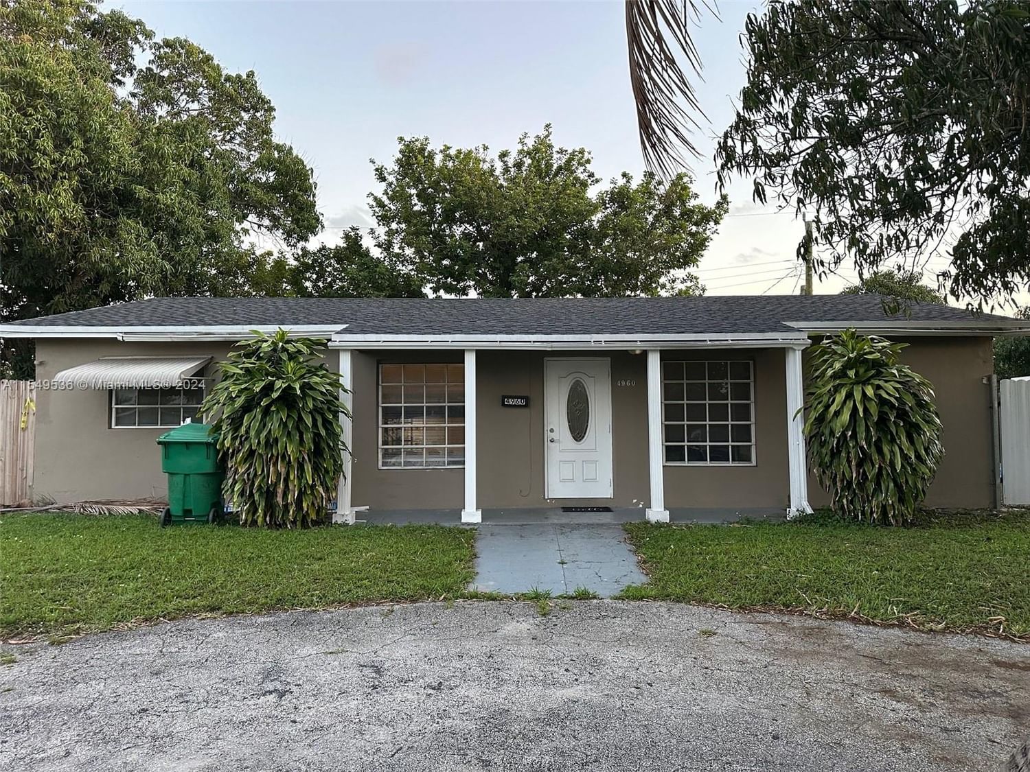 Real estate property located at 4960 16th Ct, Broward County, FLAIR SUB NO 5, Lauderhill, FL