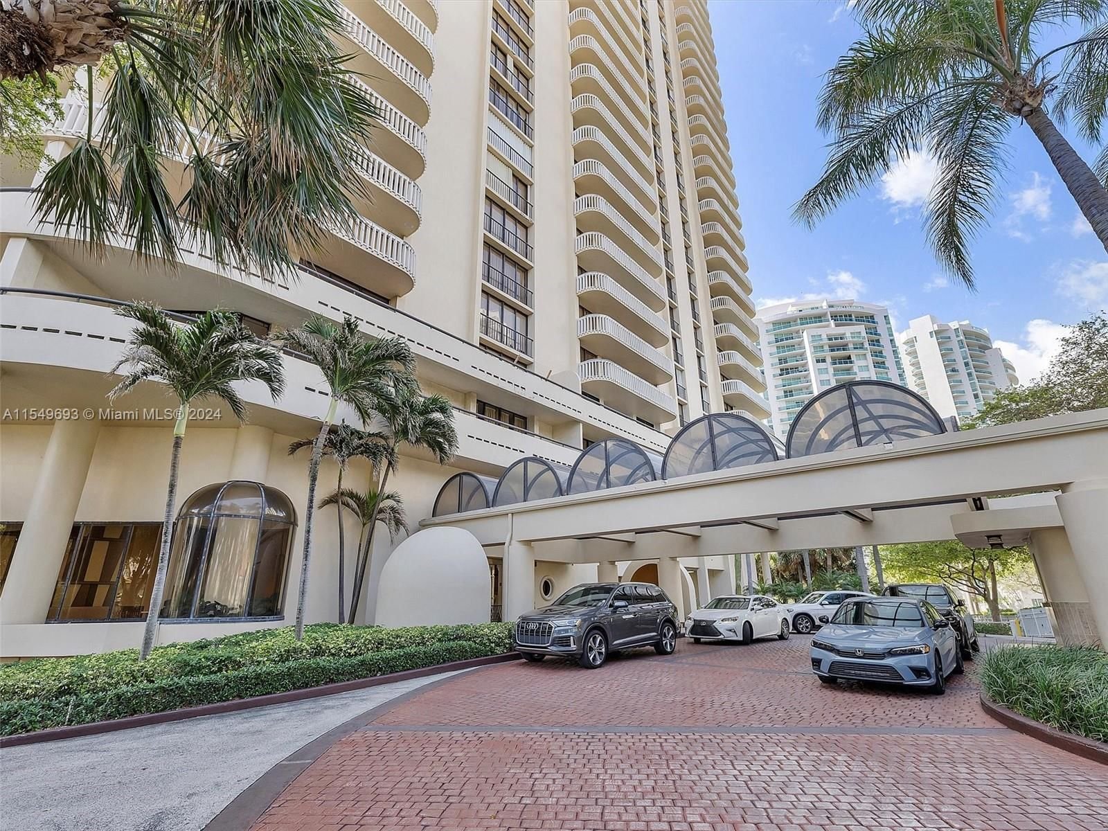 Real estate property located at 19355 Turnberry Way #24B, Miami-Dade County, TURNBERRY TOWERS CONDO, Aventura, FL