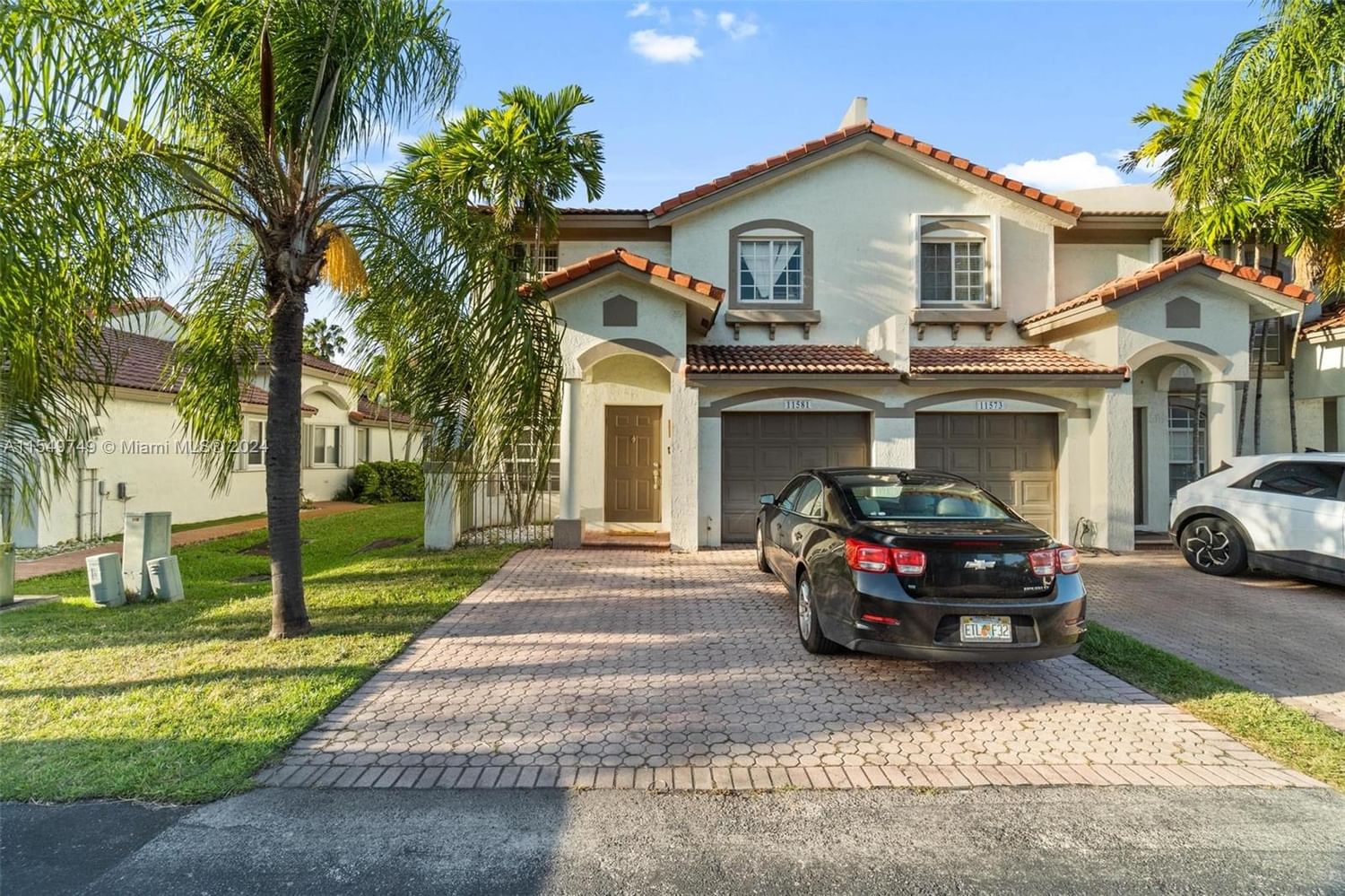 Real estate property located at 11581 51st Ln, Miami-Dade County, DORAL LANDINGS TOWNHOMES, Doral, FL