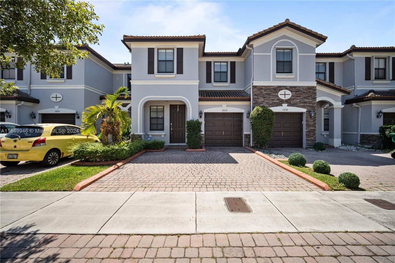 Real estate property located at 11632 88th Ln, Miami-Dade County, ST MORITZ ESTATES, Doral, FL