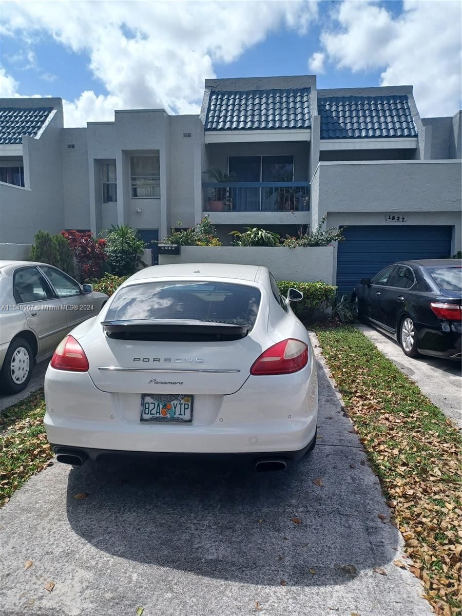 Real estate property located at 1825 58th Ave #26, Broward, WIMBLEDON TOWNHOUSE III-2, Lauderhill, FL