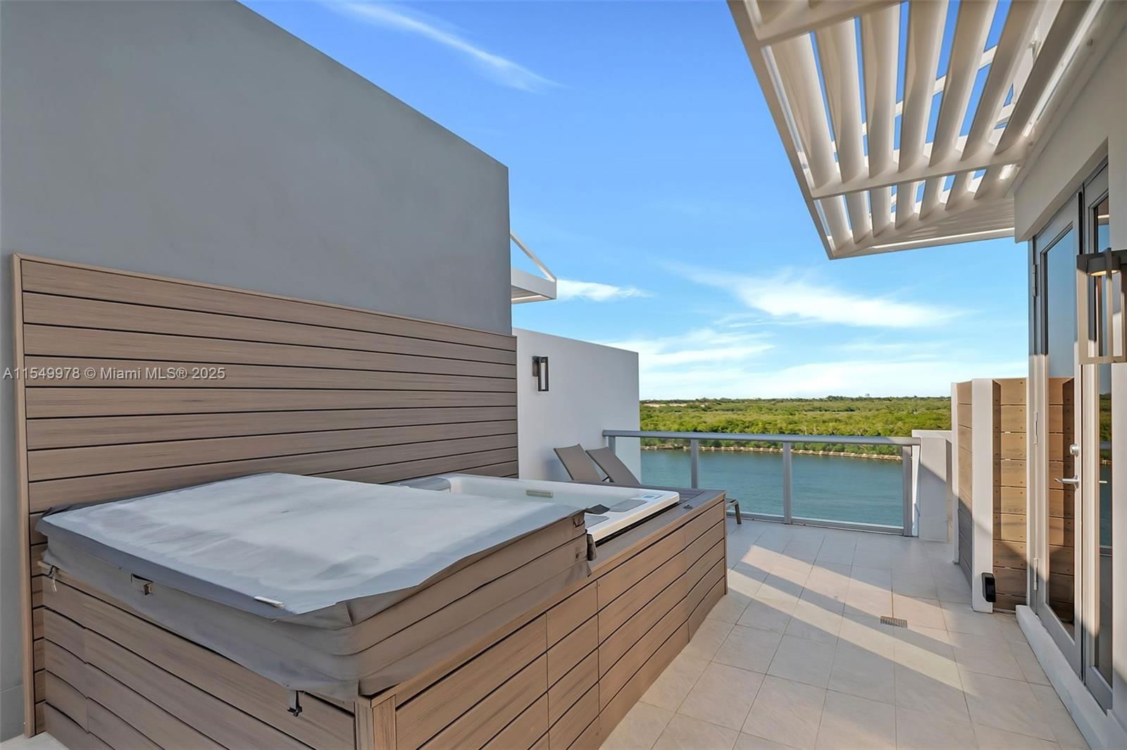 Real estate property located at 2870 Ocean Dr, Broward, Hollywood Beach Second Ad, Hollywood, FL