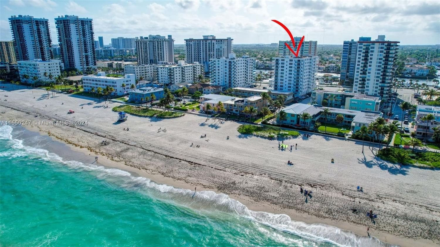 Real estate property located at 1601 Ocean Dr #501, Broward County, CAMBRIDGE TOWERS CONDO, Hollywood, FL