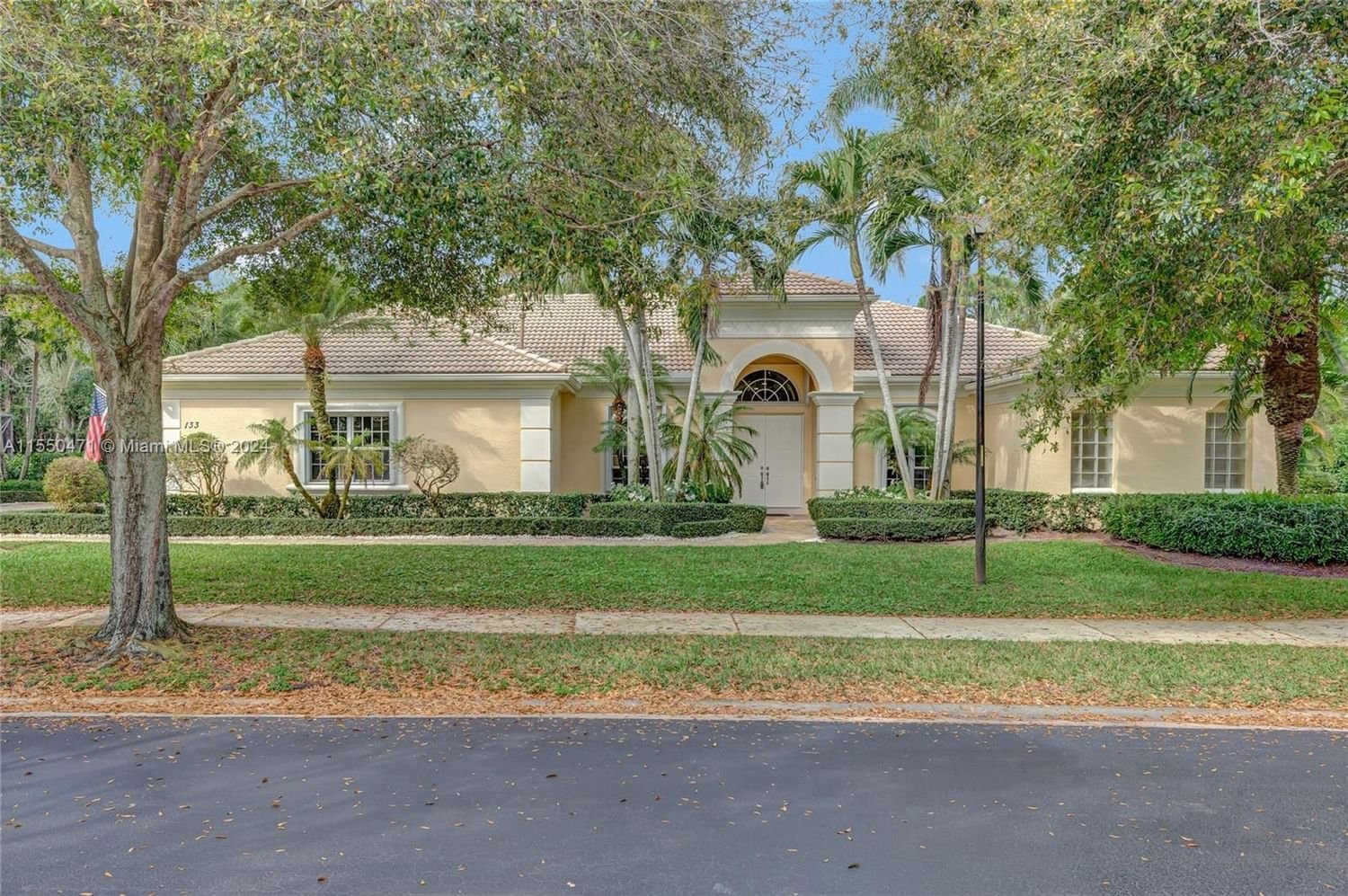 Real estate property located at 133 Mystic Ln, Palm Beach County, MYSTIC COVE, Jupiter, FL
