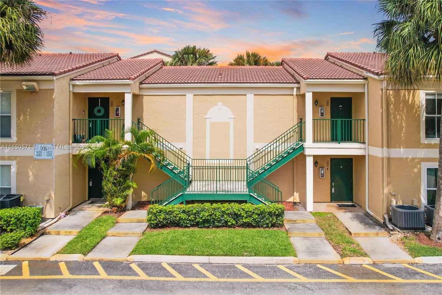 Real estate property located at 711 Riverside Dr #1421, Broward County, SAVANNAH AT RIVERSIDE CON, Coral Springs, FL