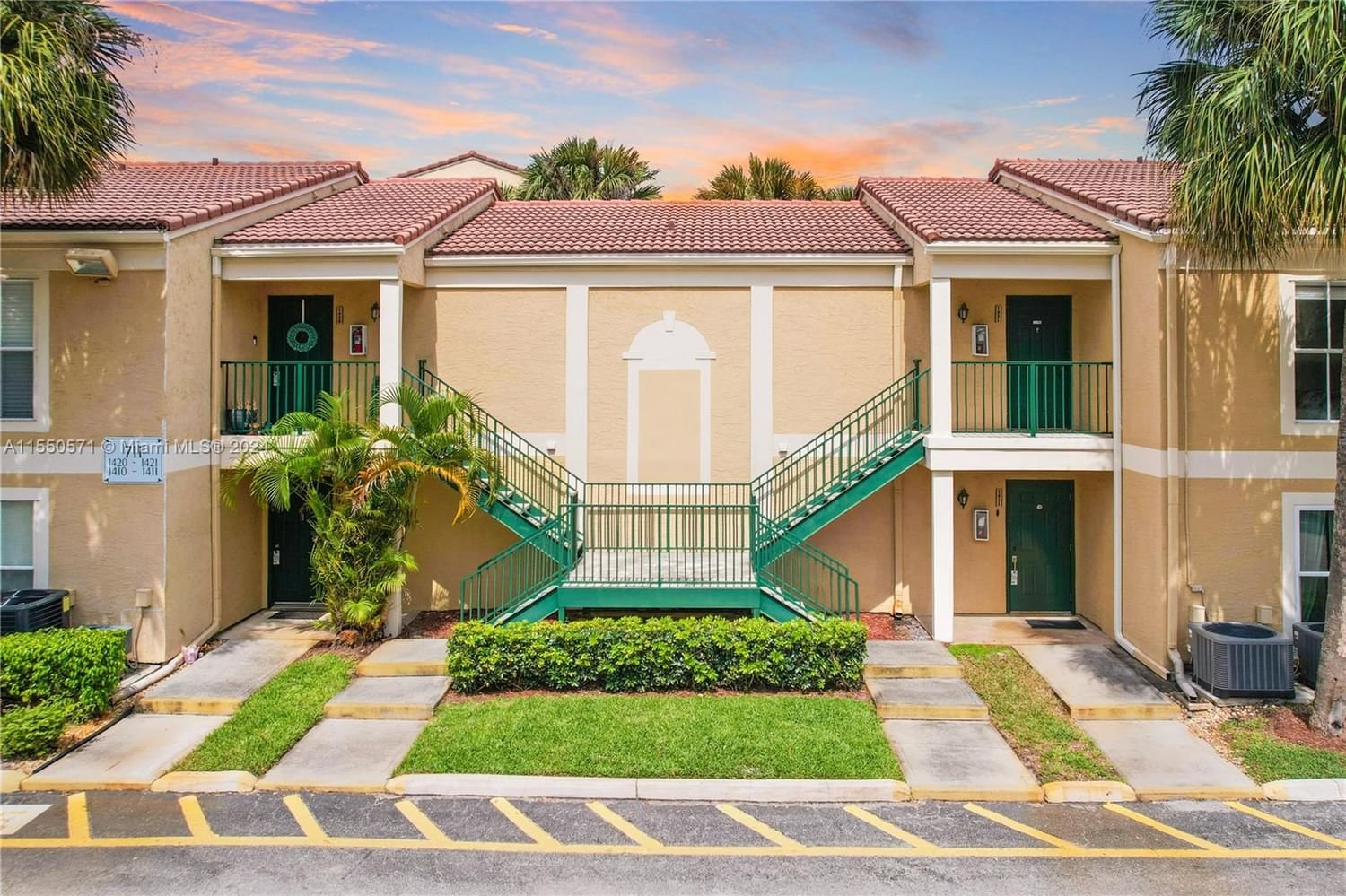 Real estate property located at 711 Riverside Dr #1421, Broward County, SAVANNAH AT RIVERSIDE CON, Coral Springs, FL