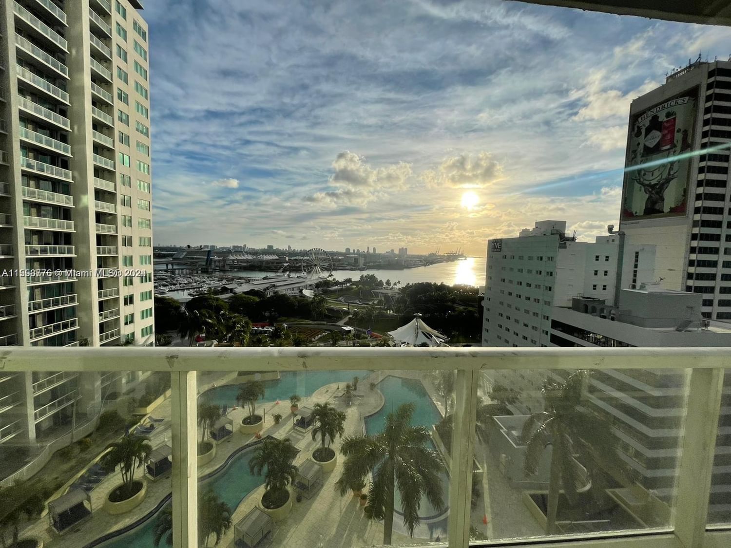 Real estate property located at 253 2nd St #1605, Miami-Dade, VIZCAYNE SOUTH CONDO, Miami, FL