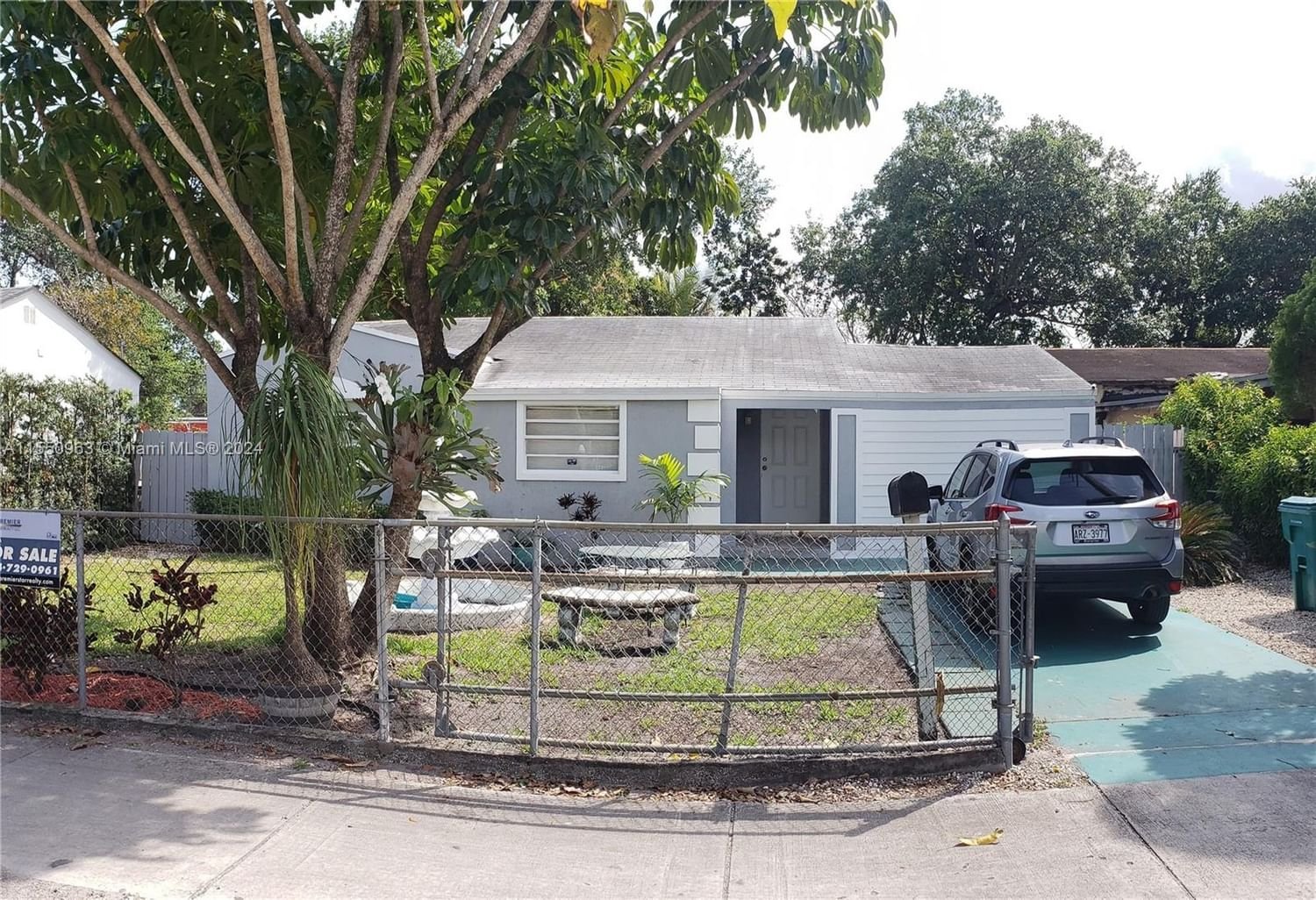 Real estate property located at 2422 87th St, Miami-Dade County, 86TH STREET MANOR, Miami, FL